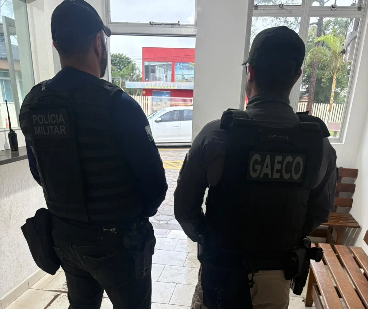 Dois PMs são presos suspeitos de tortura no PR; policial admitiu crime em mensagem