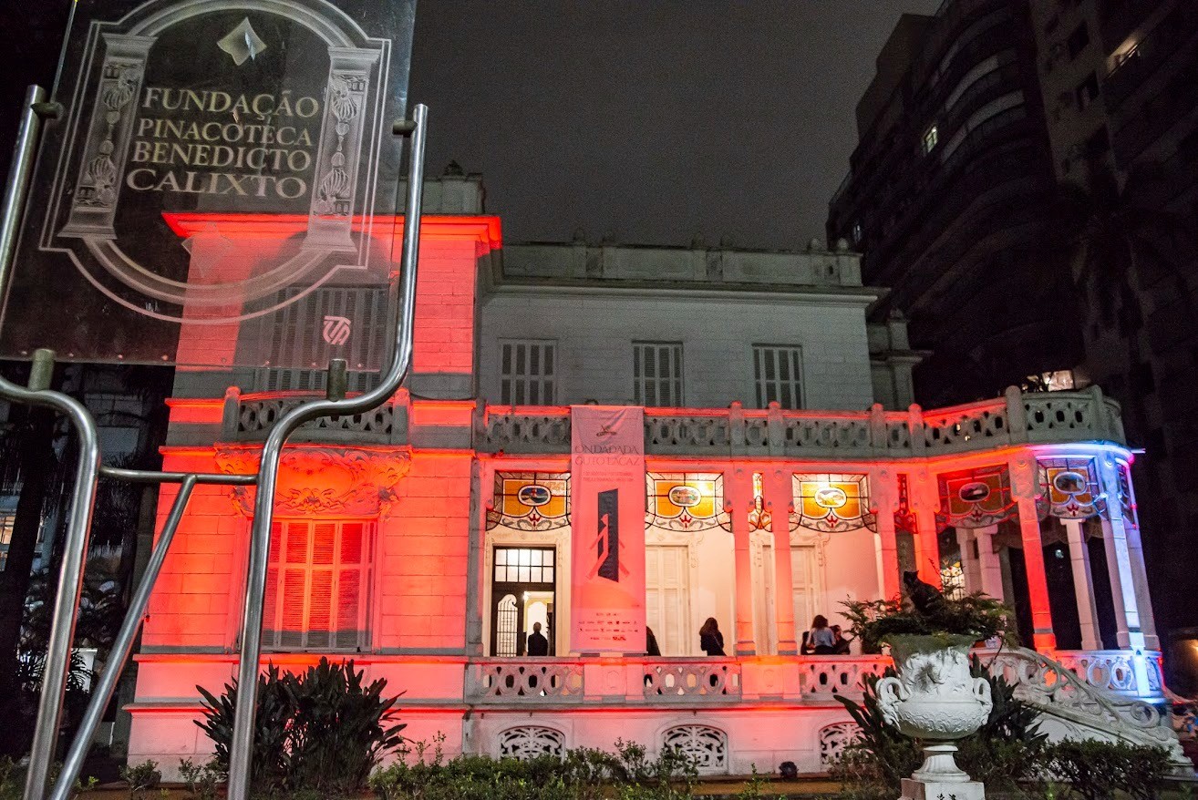 Feira do Livro da Pinacoteca reúne mais de 100 escritores em Santos
