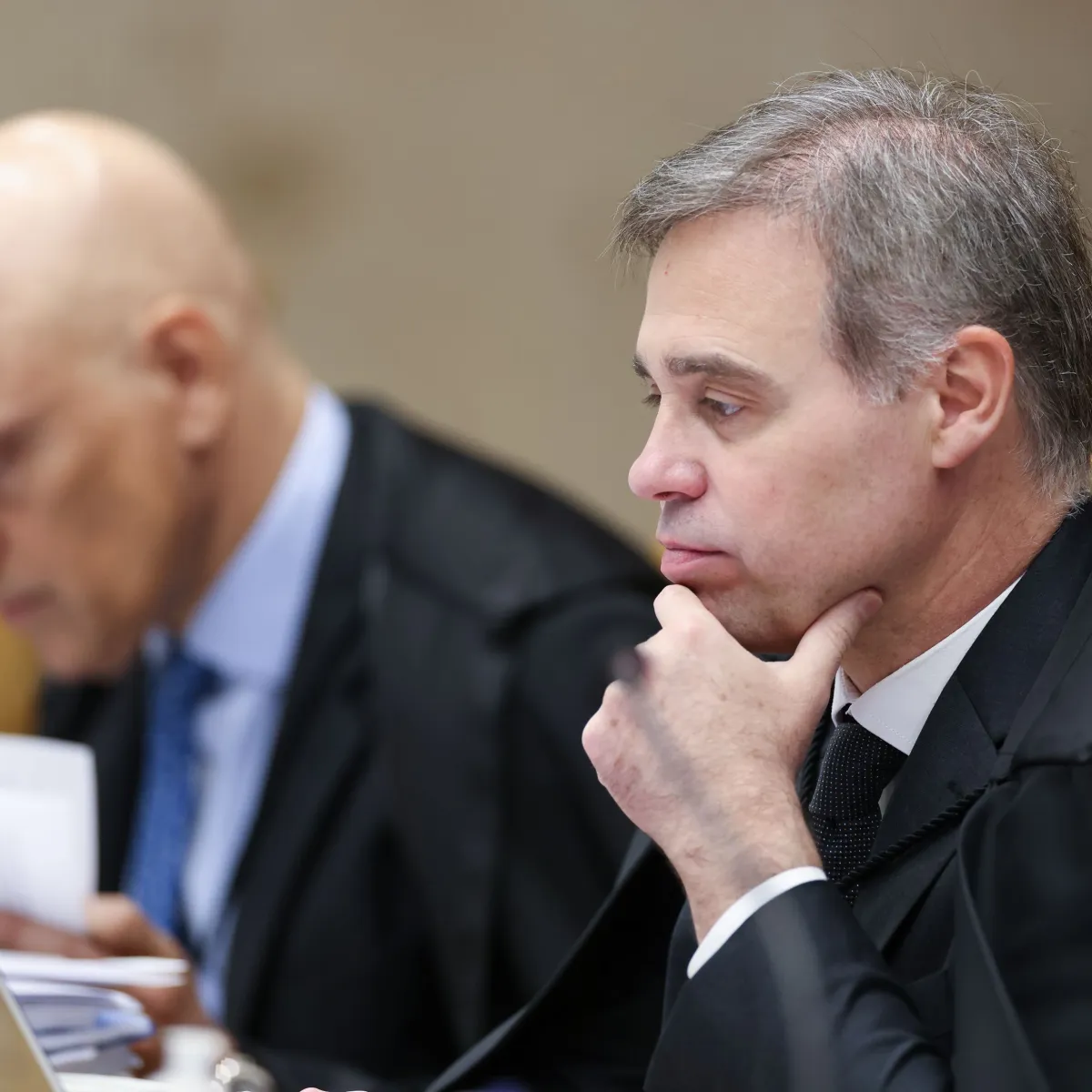 Mendonça envia caso Dark Horse à PGR; nova etapa