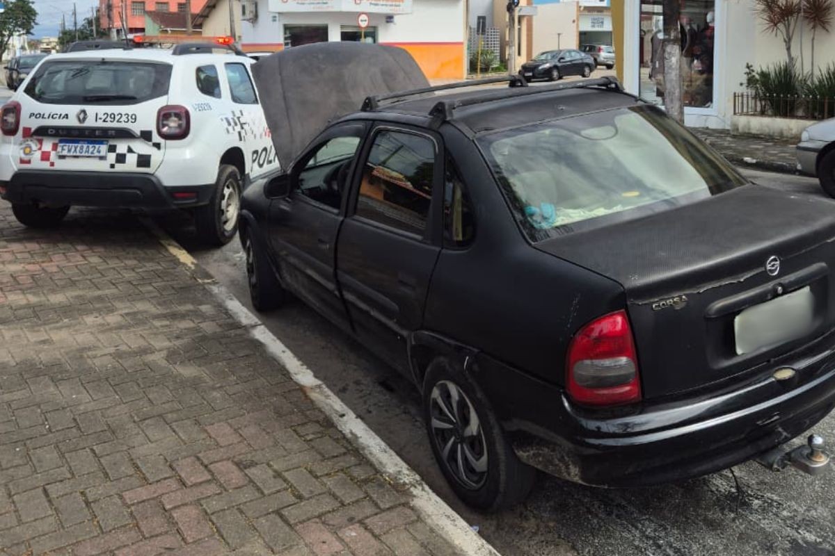 Mulher é presa após comprar carro furtado por R$ 6,5 mil na internet; entenda