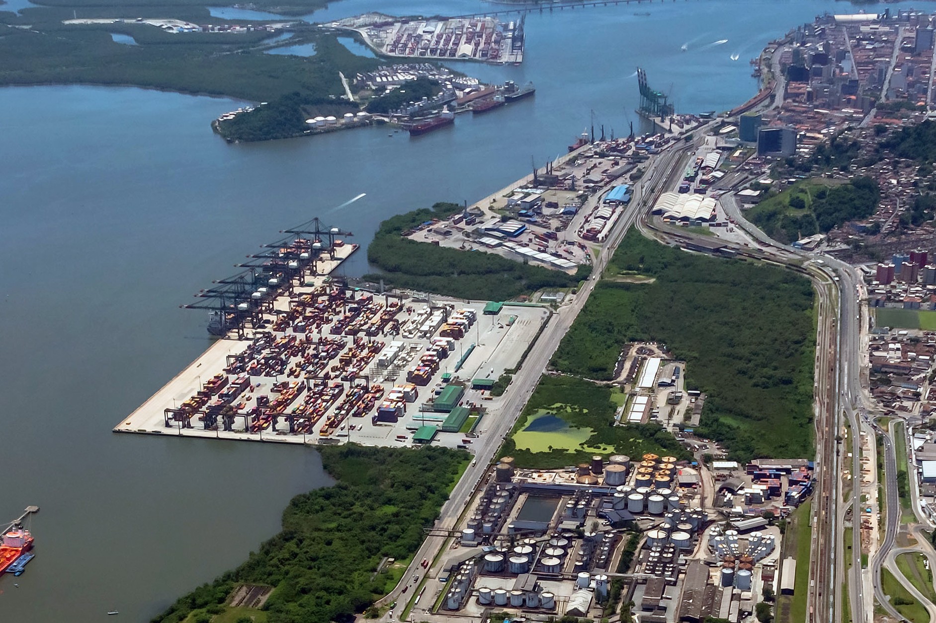 Porto de Santos: APS assina contrato para condomínio logístico