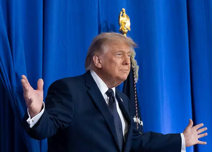 Suprema Corte amplia poder de Trump sobre agências federais