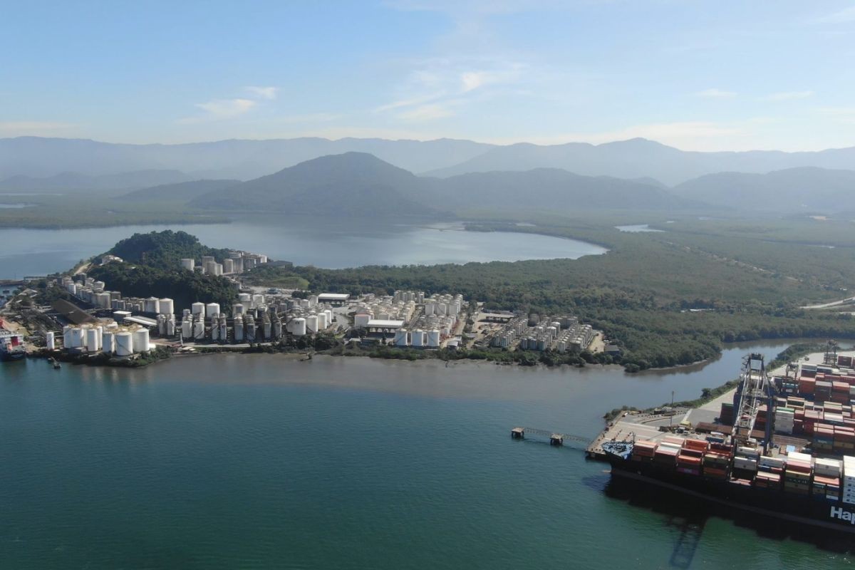 Tripulante filipino é preso suspeito de matar compatriota em navio