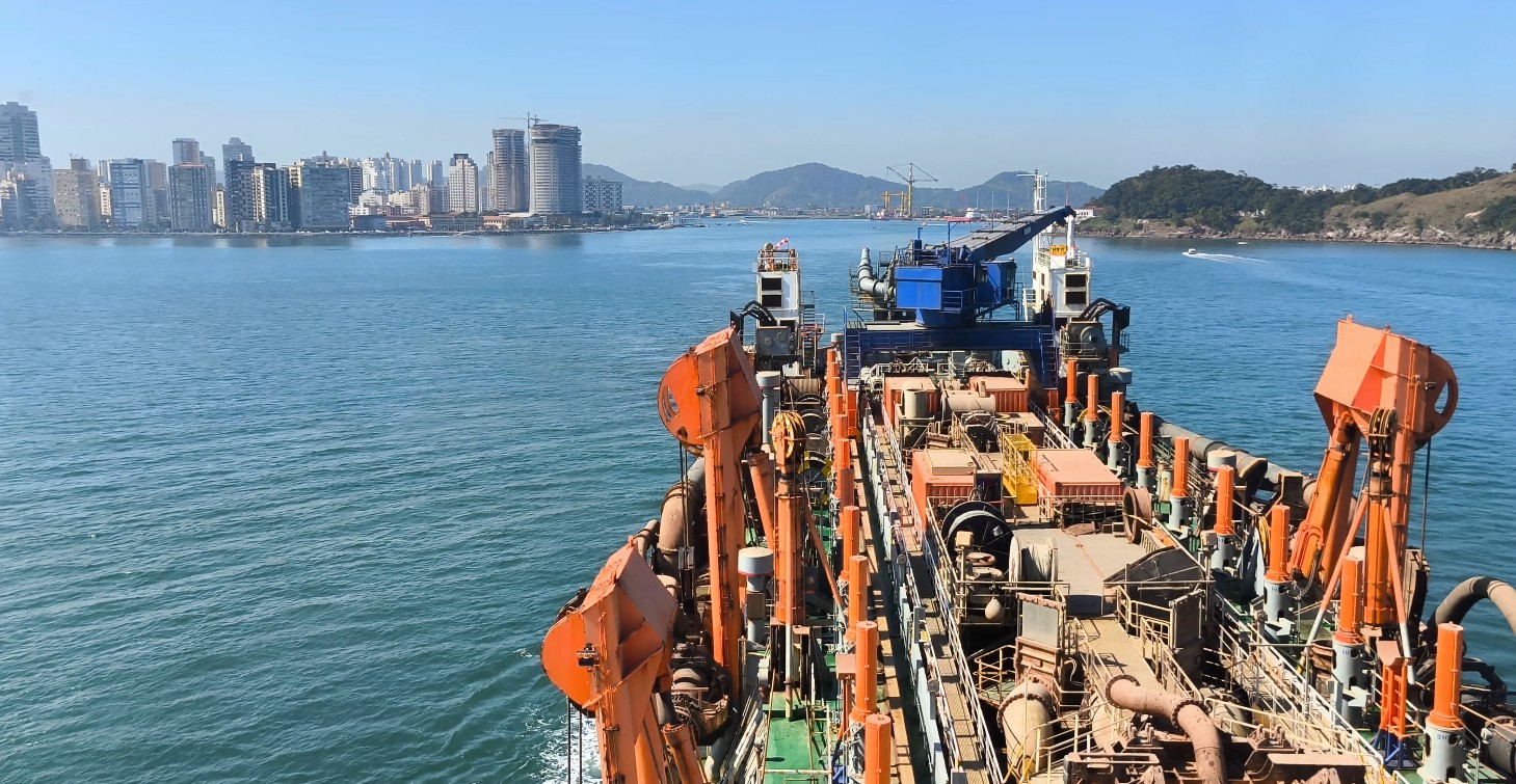 APS autoriza aprofundamento do canal do Porto de Santos para 16m após TRF derrubar liminar; entenda