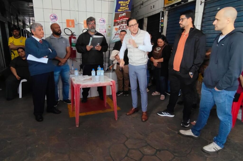 Cubatão atua para restabelecer energia e fortalecer gestão do Shopping da Comunidade
