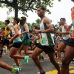 Corrida de rua provoca interdições e muda trajetos de ônibus em Santos; confira rotas alternativas