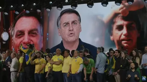 Deputados acionam PGR por presença de Milei e IA de Bolsonaro em evento de Flávio