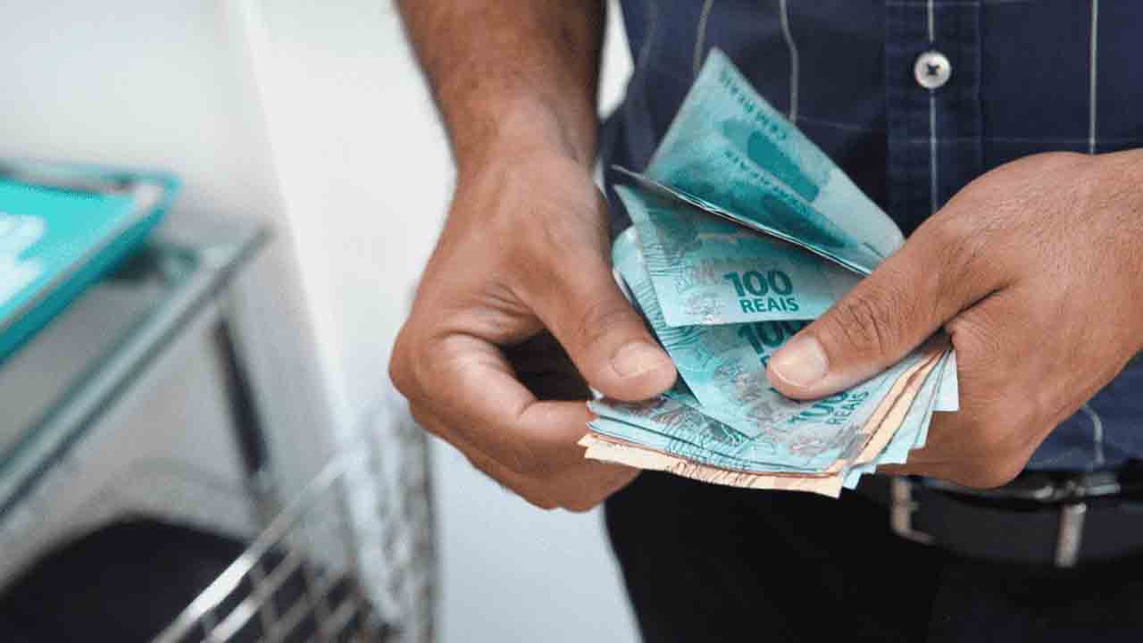Governo prepara distribuição de R$ 13 bilhões de lucro do FGTS; veja quanto irá receber