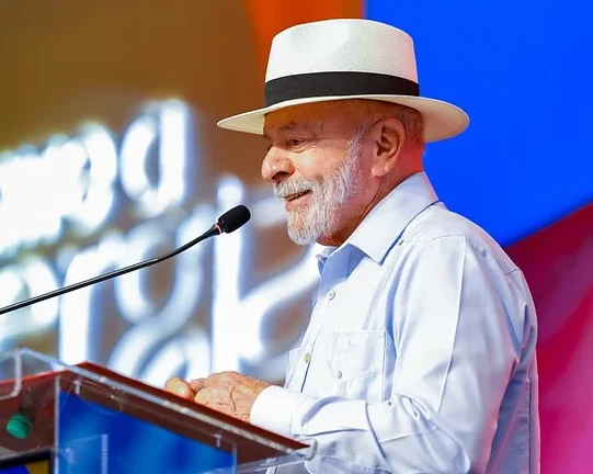Lula rebate fala de Marco Rubio e usa defesa da soberania em convenção que sela apoio do PDT