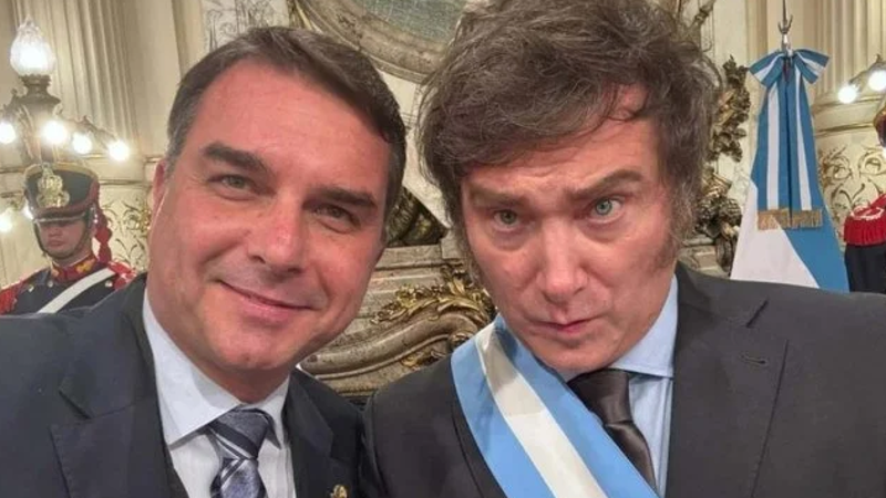 Milei virá ao Brasil para lançamento candidatura de Flávio