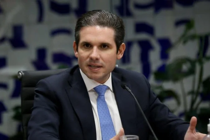 Motta antecipa prioridades e tenta organizar pauta antes do recesso