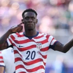 NYT: Fifa anulou expulsão de jogador da seleção dos EUA após contato de Trump