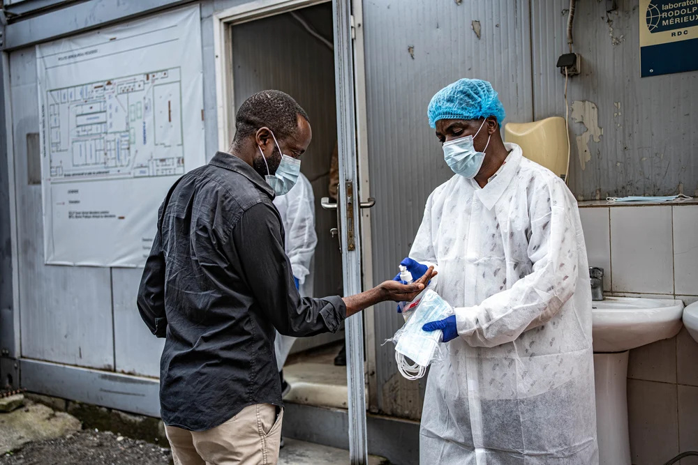 OMS diz que surto de ebola no Congo segue em “expansão”