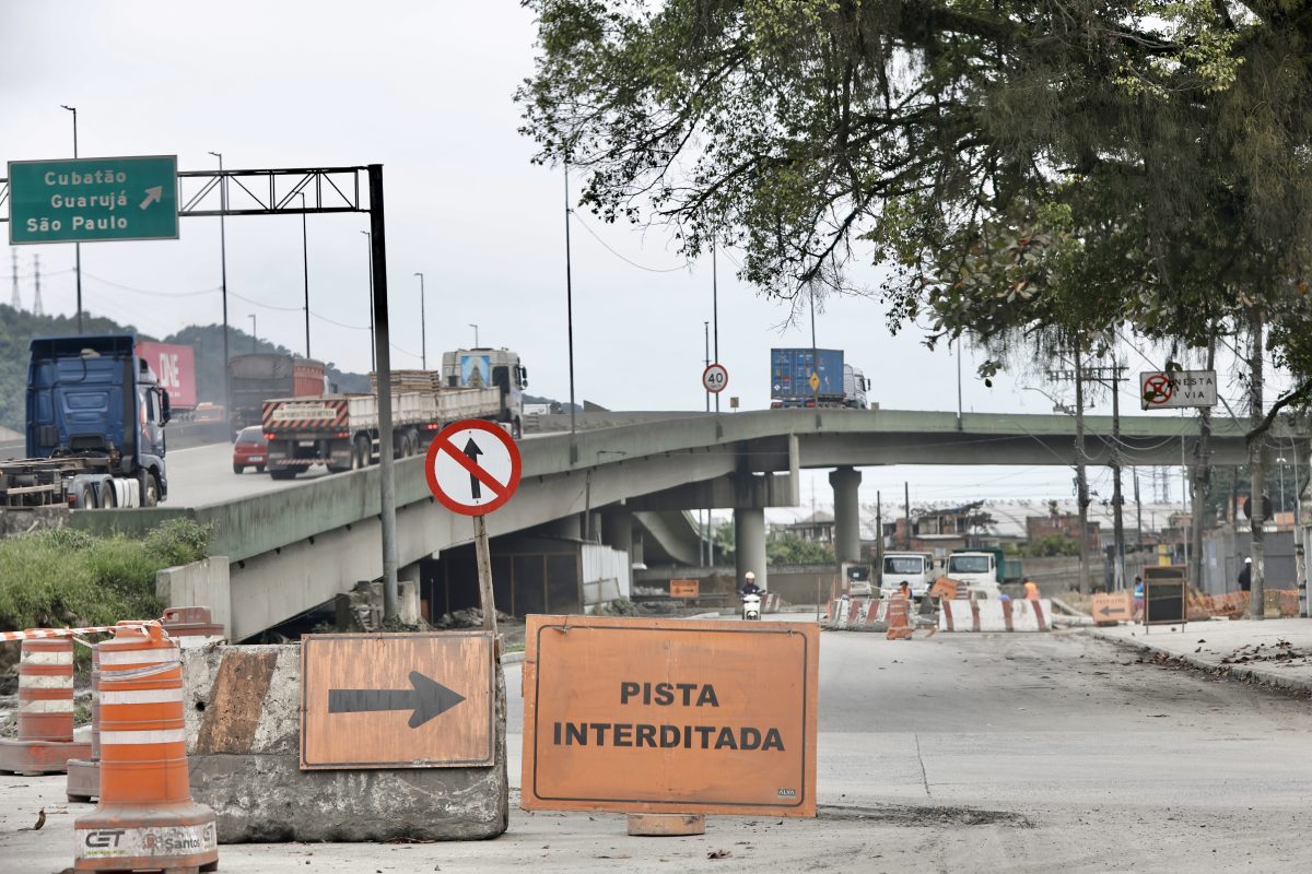 Obras de R$ 45 milhões no acesso ao Porto de Santos sofrem atrasos; veja novos prazos