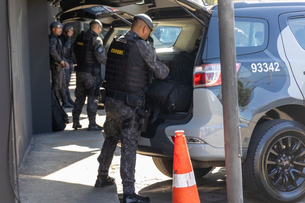 PM prende dois procurados da Justiça durante operação em SP