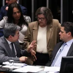 Sem acordo com Alcolumbre, governo mira agosto para PECs da 6×1 e segurança