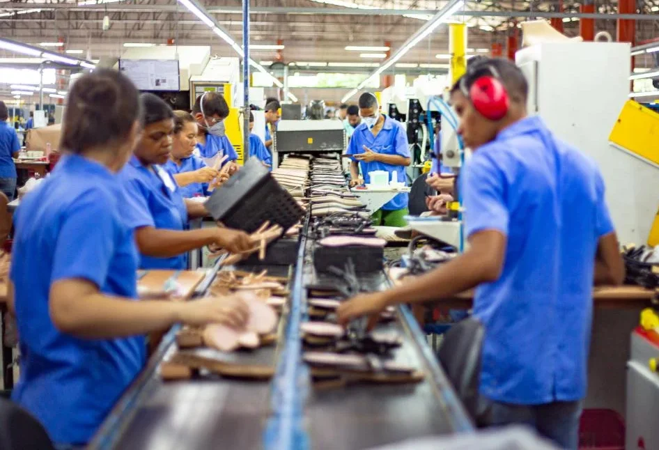 setores afetados calculam perdas e demissões